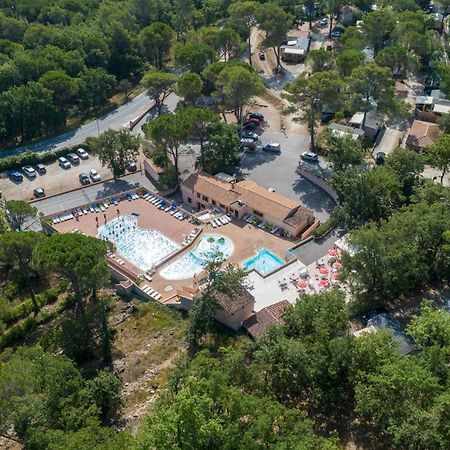 Camping Lou Cantaire Hotel Fayence Exterior photo