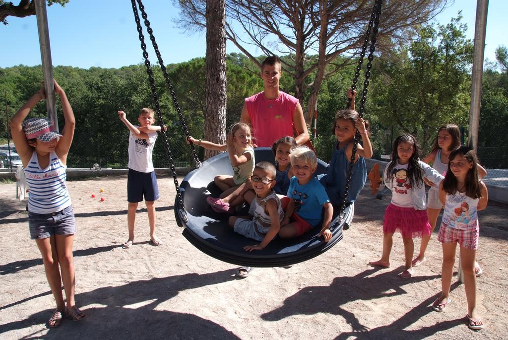 Camping Lou Cantaire Hotel Fayence Exterior photo